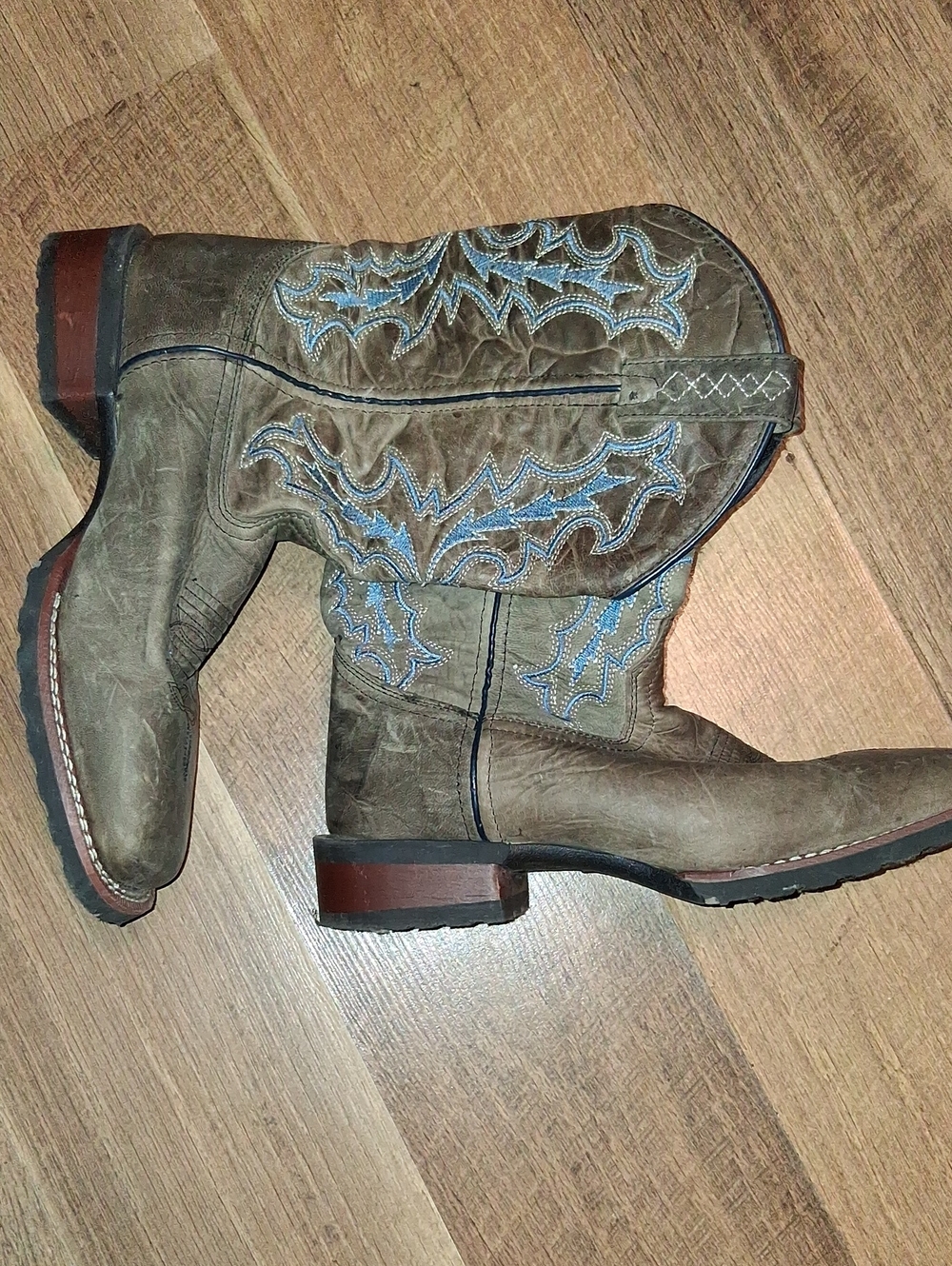 (NO BOX) Men's Laredo Western Cowboy Boots - Taupe with Blue Stitching